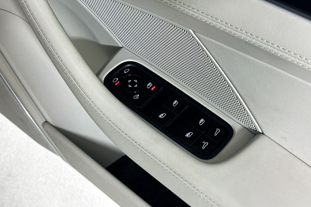 2018 Porsche Panamera  97A MY18