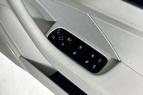 2018 Porsche Panamera  97A MY18