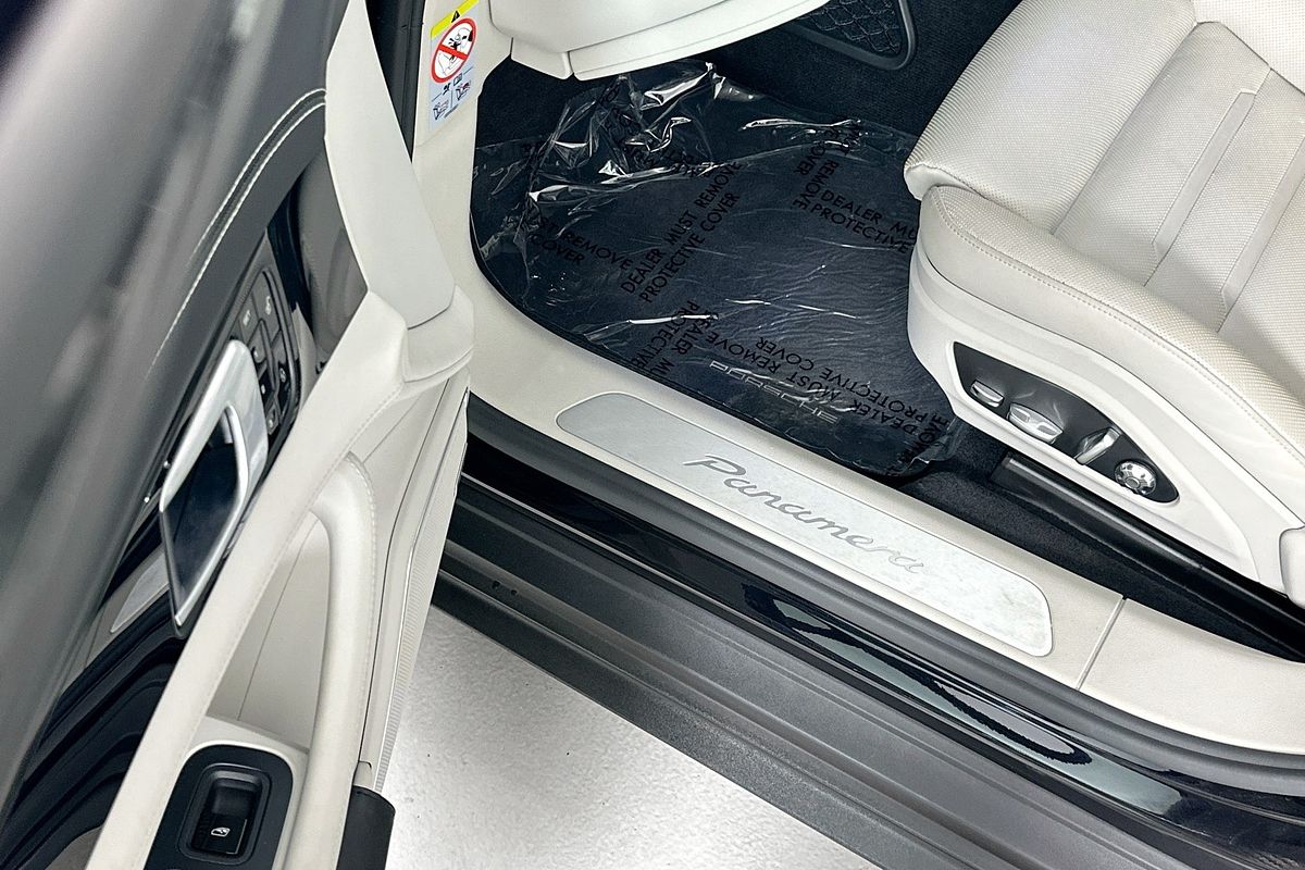 2018 Porsche Panamera  97A MY18