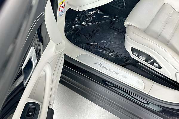 2018 Porsche Panamera  97A MY18