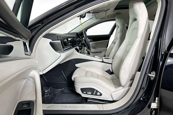 2018 Porsche Panamera  97A MY18