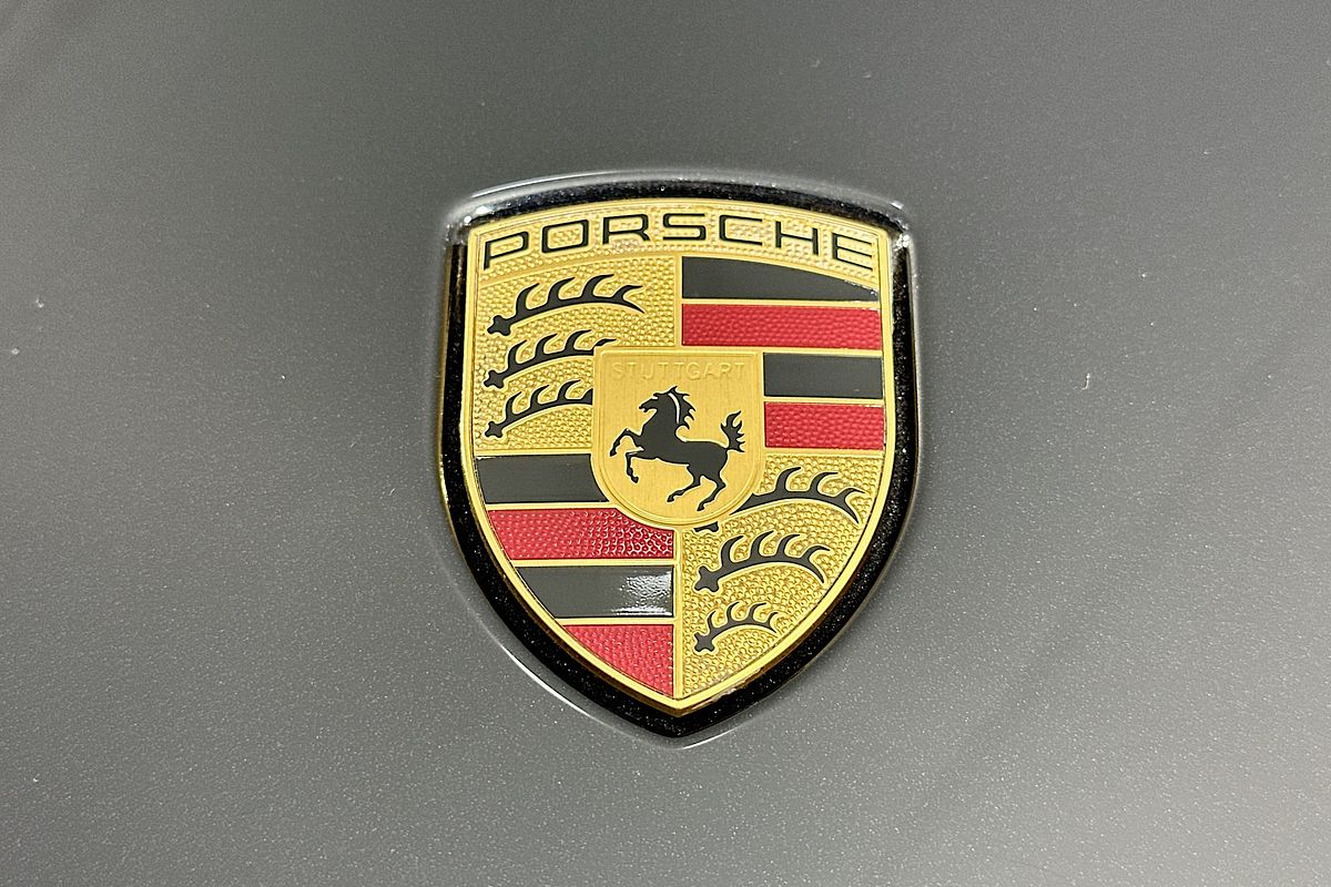 2022 Porsche Panamera GTS 971
