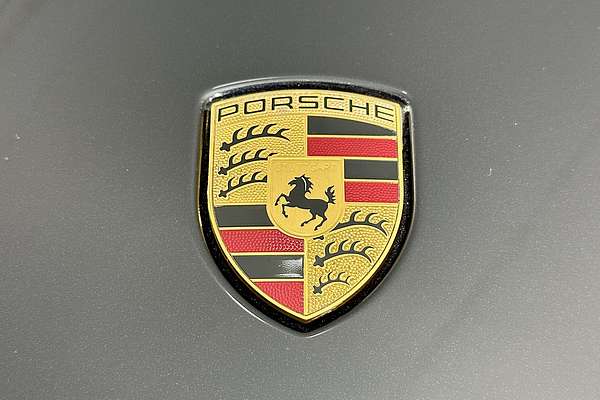 2022 Porsche Panamera GTS 971