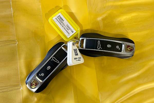 2018 Porsche Panamera  97A MY18