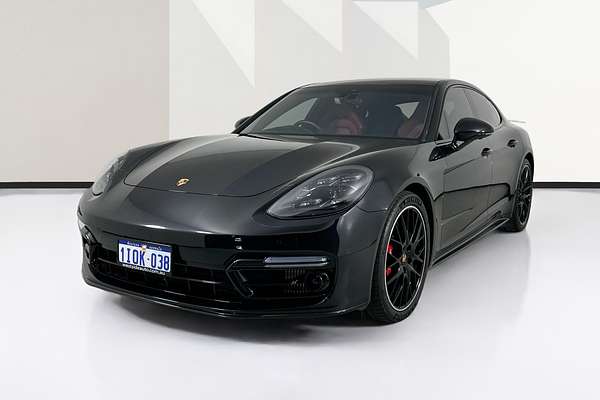 2022 Porsche Panamera GTS 971