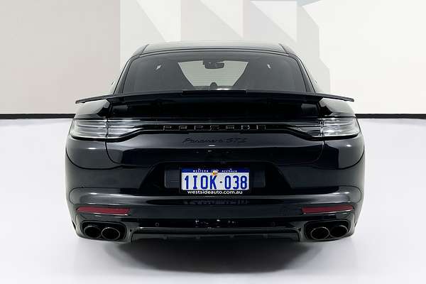 2022 Porsche Panamera GTS 971