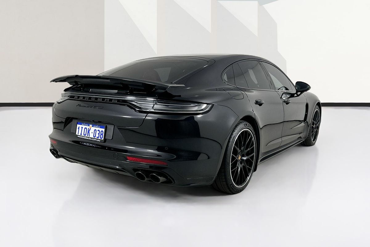 2022 Porsche Panamera GTS 971