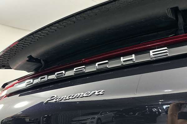 2018 Porsche Panamera  97A MY18