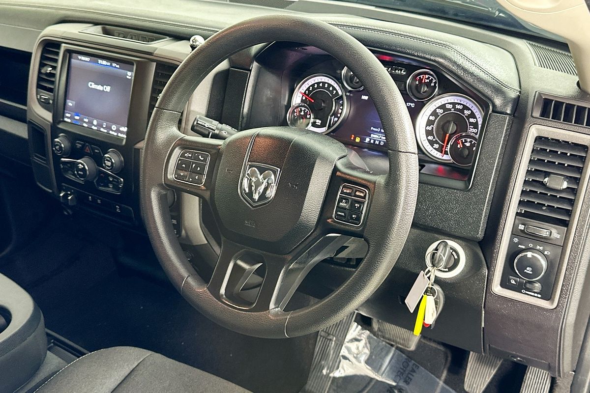 2023 RAM 1500 EXPRESS DS MY23 4X4 SWB