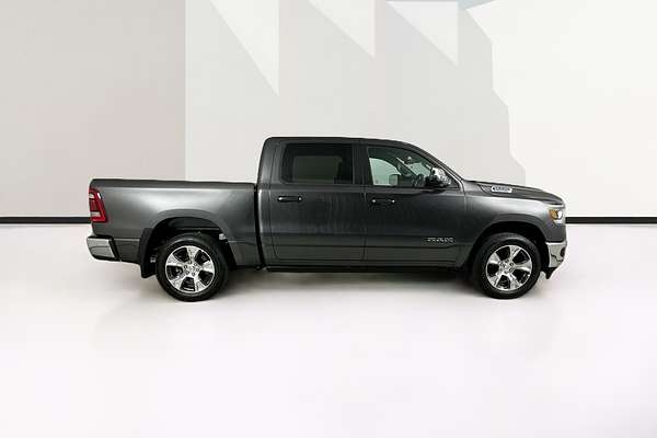 2024 RAM 1500 LARAMIE (w/SUNROOF) MHEV DT MY24 4X4 SWB