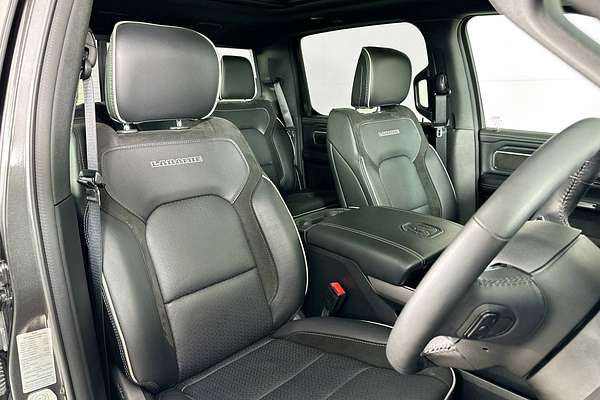 2024 RAM 1500 LARAMIE (w/SUNROOF) MHEV DT MY24 4X4 SWB