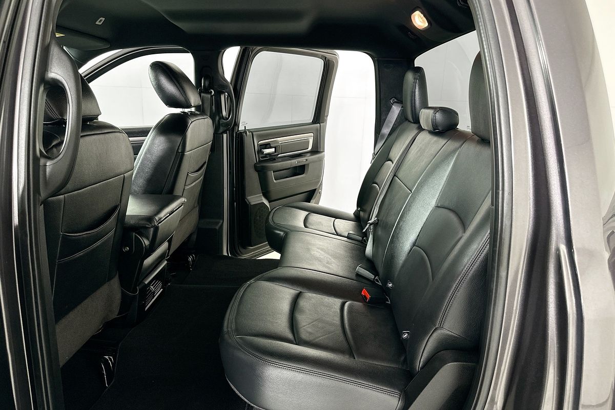 2021 RAM 1500 WARLOCK (BLACK/GREY/HYD BLUE) MY20 4X4