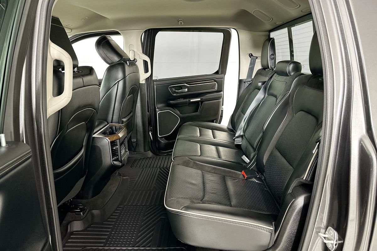 2023 RAM 1500 LARAMIE MHEV DT MY22 4X4 SWB