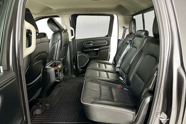 2023 RAM 1500 LARAMIE MHEV DT MY22 4X4 SWB