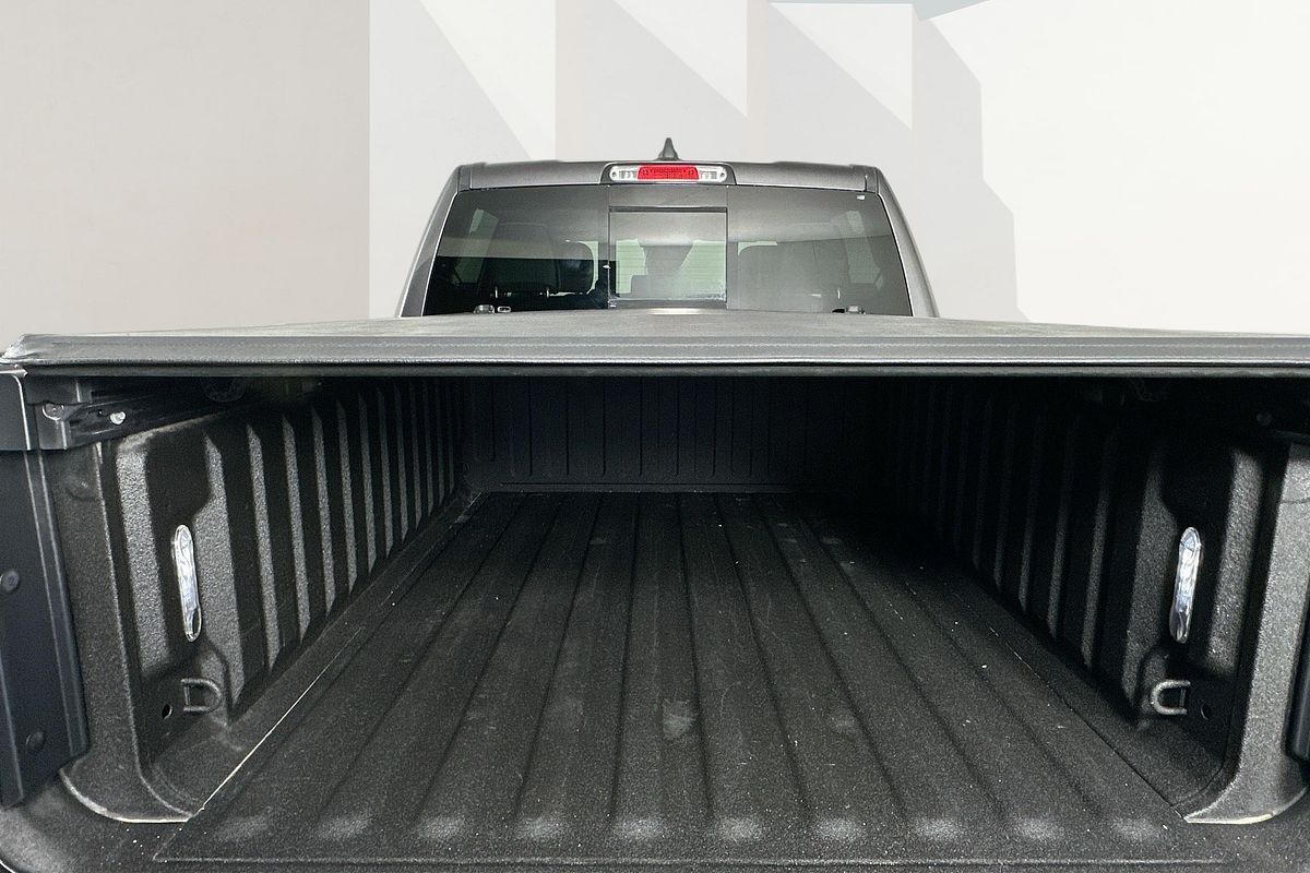 2021 RAM 1500 LARAMIE RAMBOX MHEV DT MY22 4X4 SWB