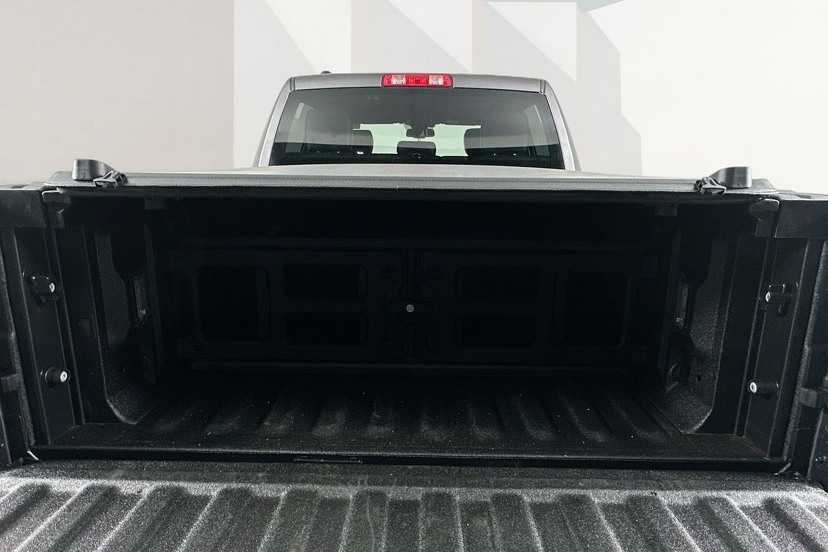 2021 RAM 1500 WARLOCK (BLACK/GREY/HYD BLUE) MY20 4X4