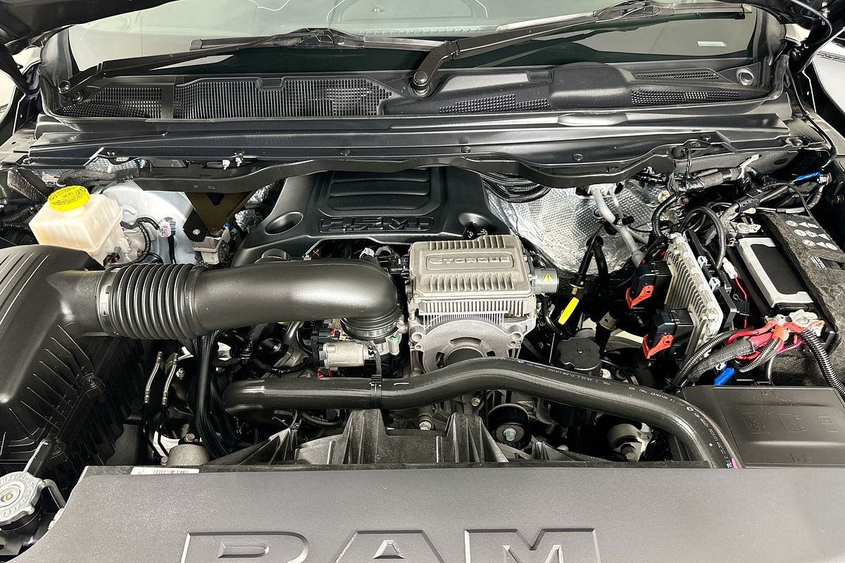 2023 RAM 1500 LARAMIE MHEV DT MY22 4X4 SWB