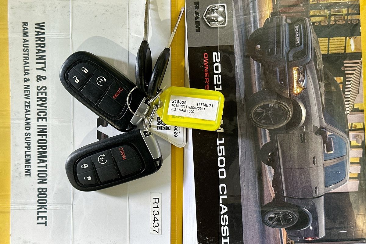 2021 RAM 1500 WARLOCK (BLACK/GREY/HYD BLUE) MY20 4X4