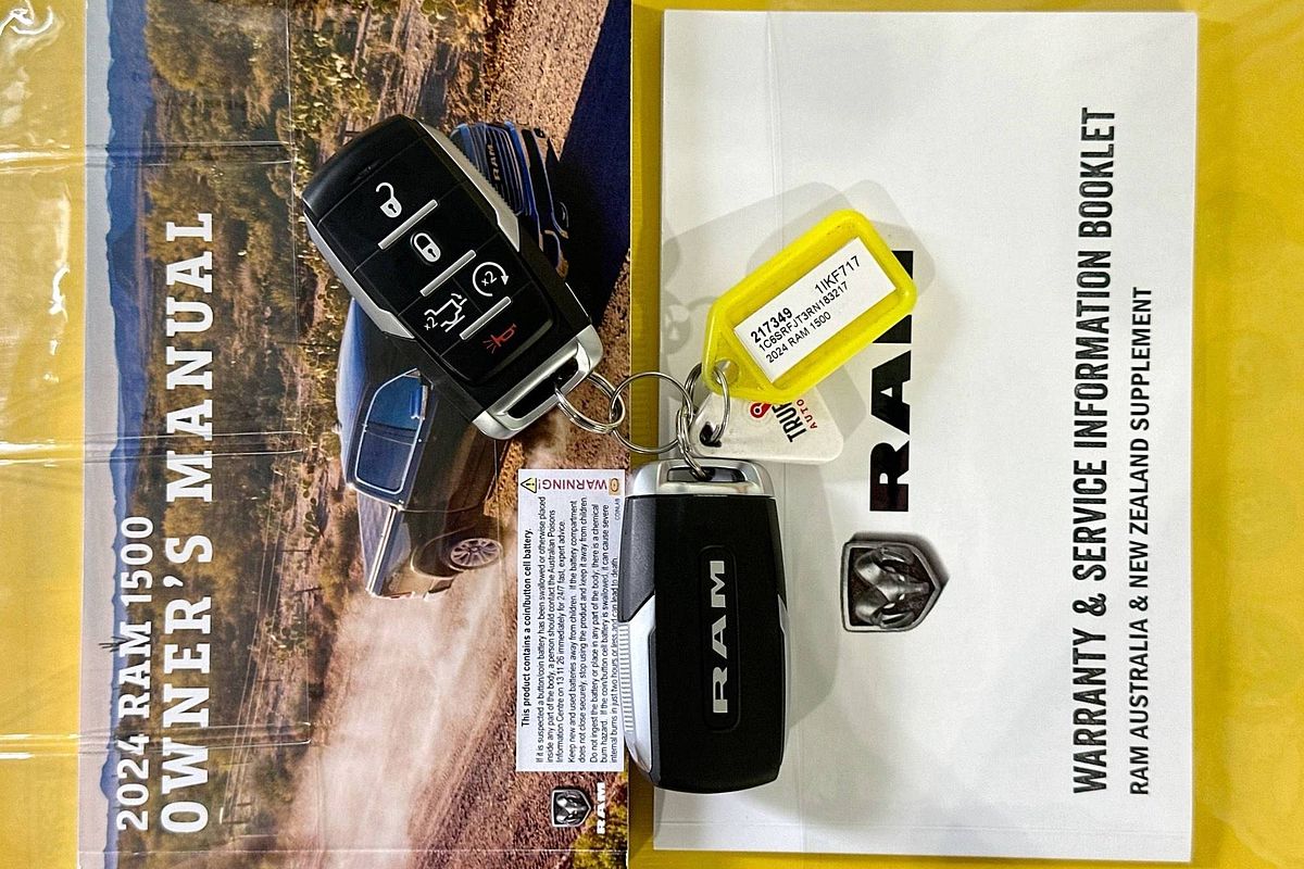 2024 RAM 1500 LARAMIE (w/SUNROOF) MHEV DT MY24 4X4 SWB