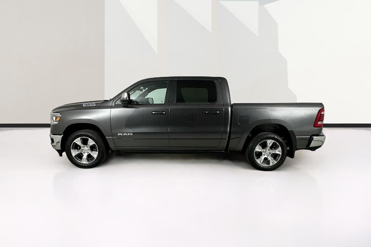 2024 RAM 1500 LARAMIE (w/SUNROOF) MHEV DT MY24 4X4 SWB