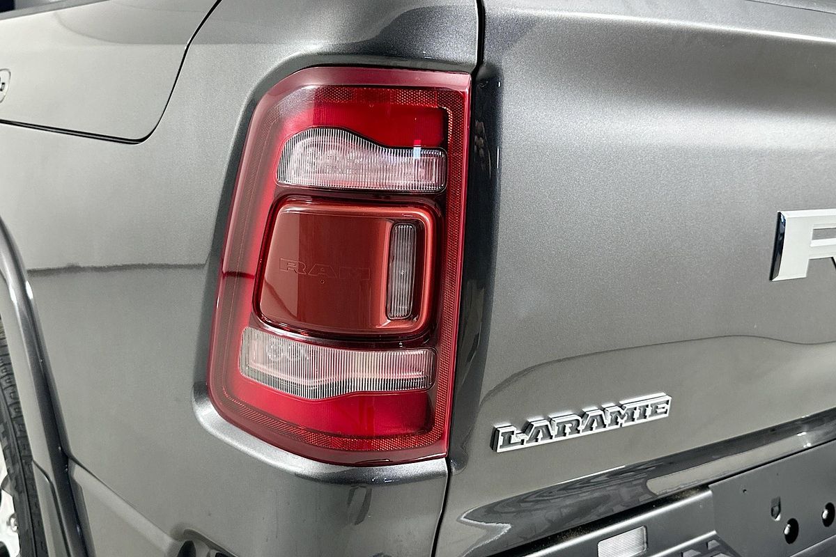 2021 RAM 1500 LARAMIE RAMBOX MHEV DT MY22 4X4 SWB