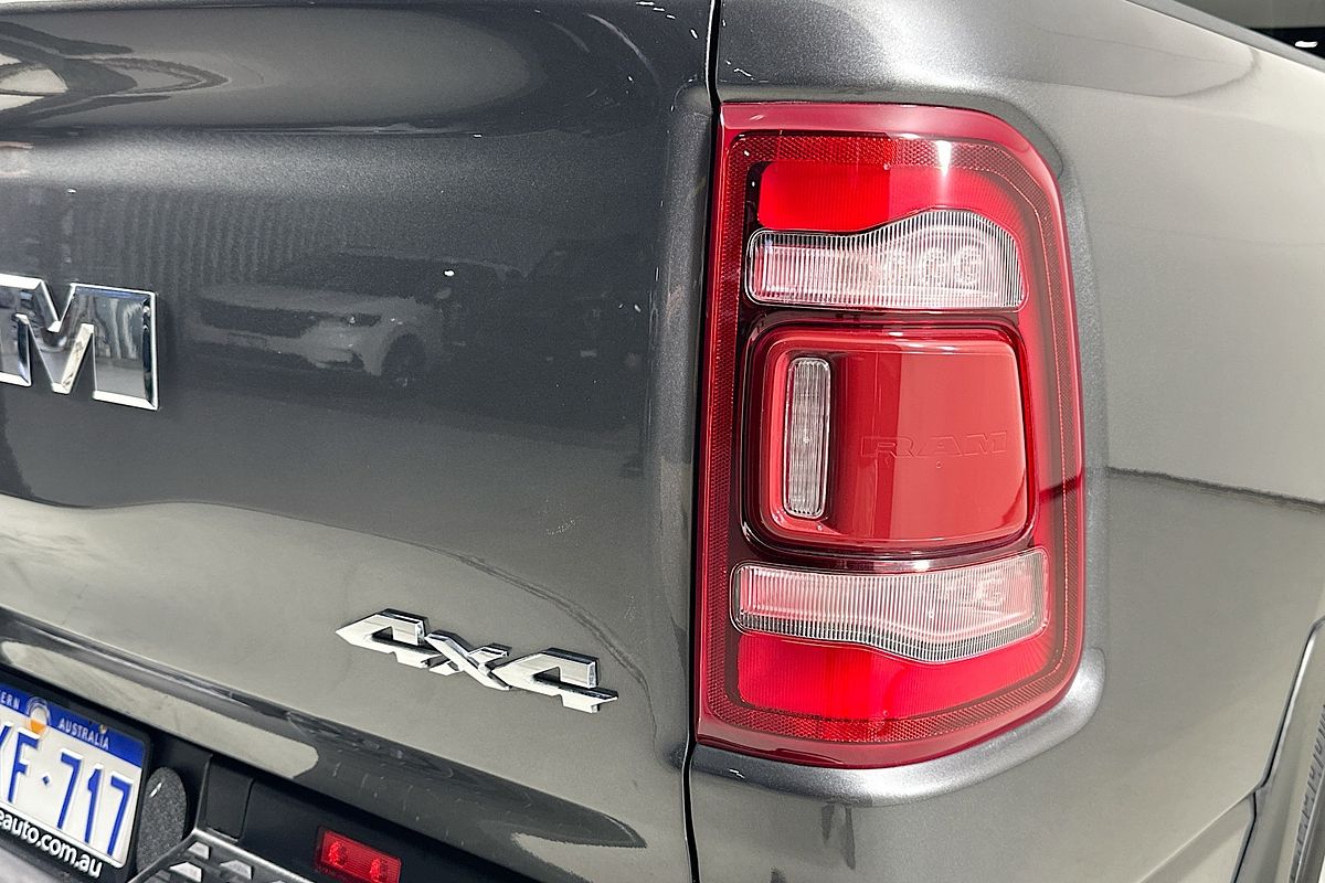 2024 RAM 1500 LARAMIE (w/SUNROOF) MHEV DT MY24 4X4 SWB
