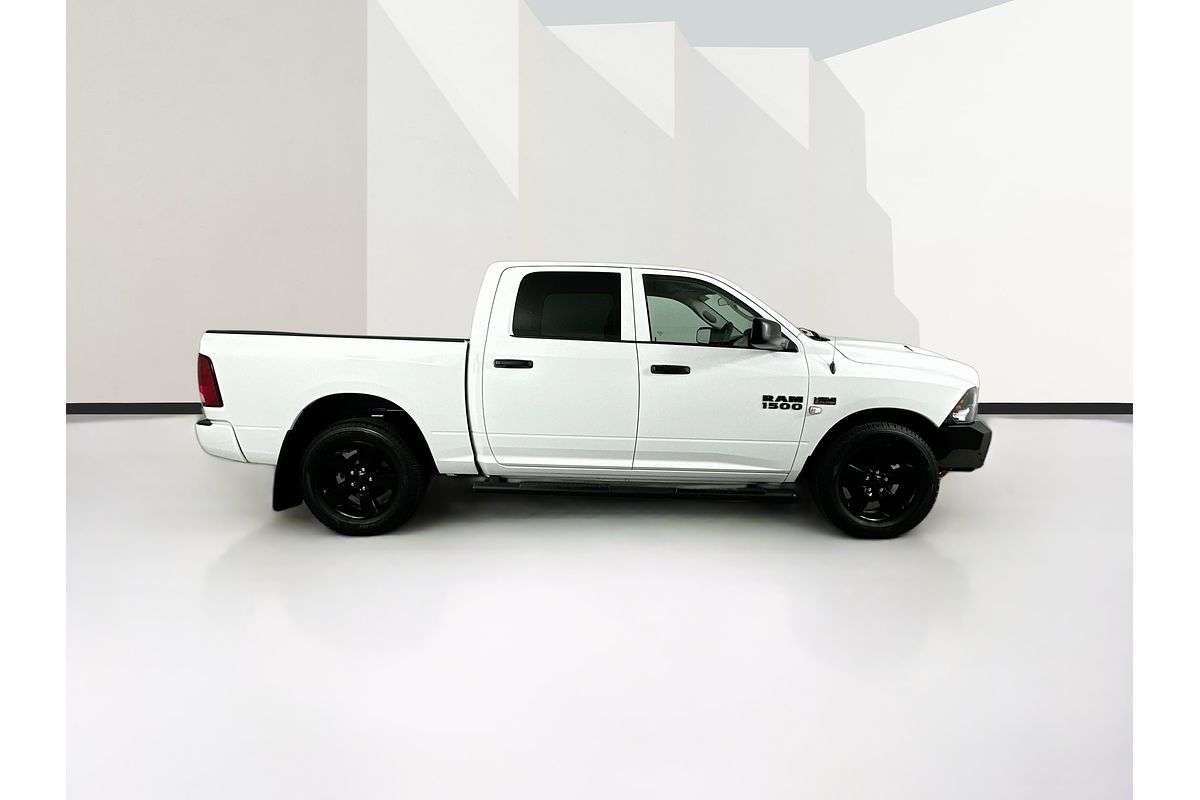 2023 RAM 1500 EXPRESS DS MY22 4X4 SWB