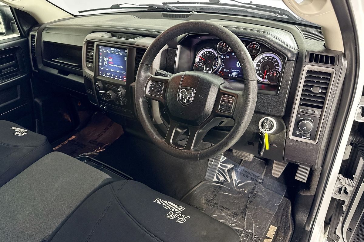 2023 RAM 1500 EXPRESS DS MY22 4X4 SWB