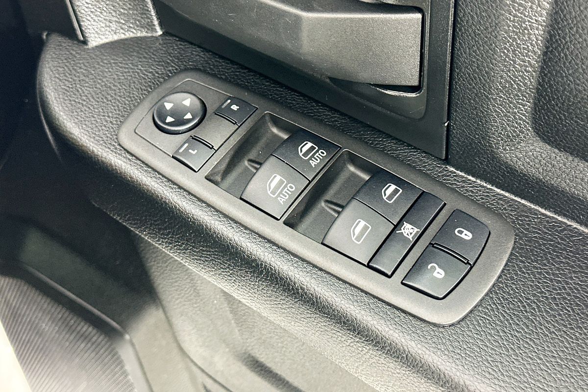 2023 RAM 1500 EXPRESS DS MY22 4X4 SWB