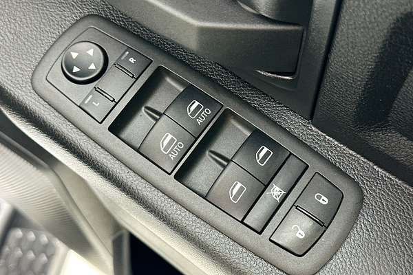 2022 RAM 1500 EXPRESS RAMBOX DS MY22 4X4 SWB