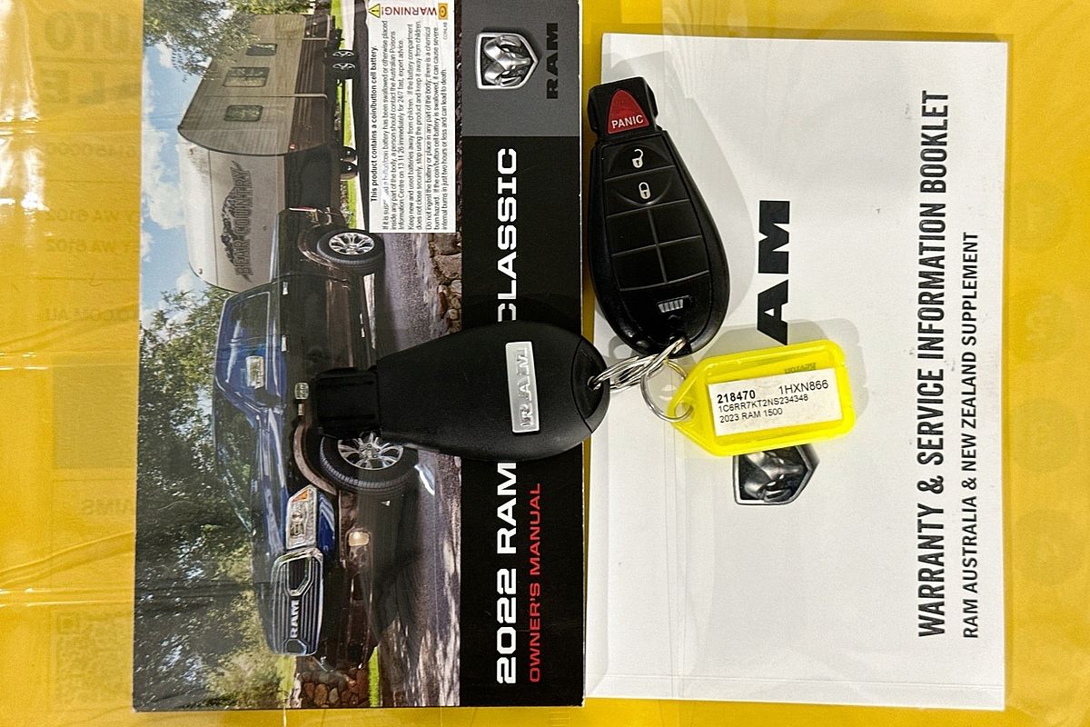 2023 RAM 1500 EXPRESS DS MY22 4X4 SWB