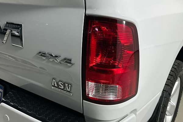 2021 RAM 1500 EXPRESS DS MY21 4X4 SWB