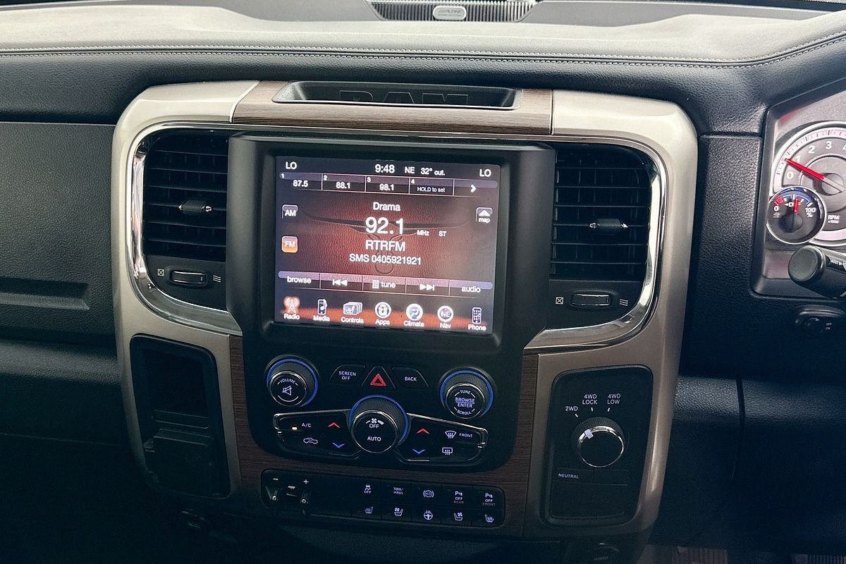 2017 RAM 2500 LARAMIE (4x4)  4X4 SWB