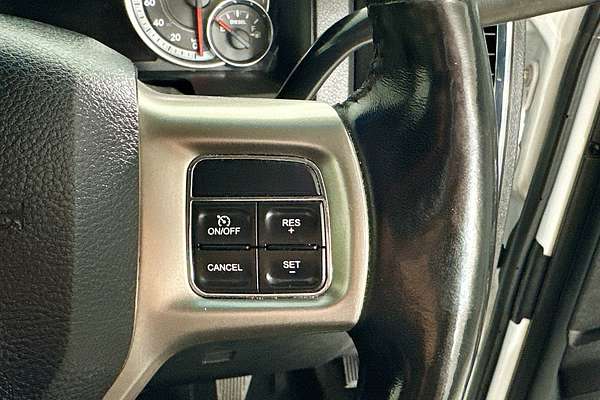 2017 RAM 2500 LARAMIE (4x4)  4X4 SWB