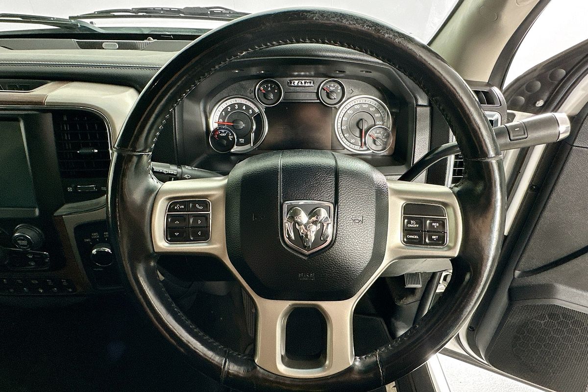 2017 RAM 2500 LARAMIE (4x4)  4X4 SWB