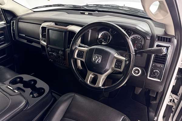 2017 RAM 2500 LARAMIE (4x4)  4X4 SWB