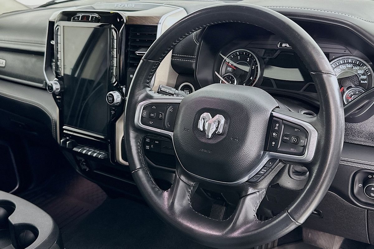 2024 RAM 3500 Laramie D2 4X4