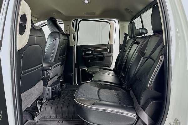 2024 RAM 3500 Laramie D2 4X4