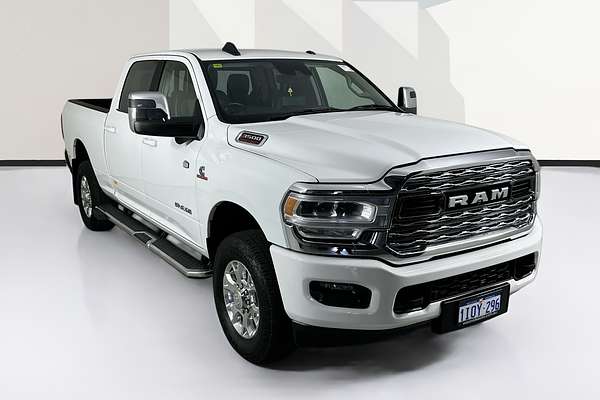 2024 RAM 3500 Laramie D2 4X4