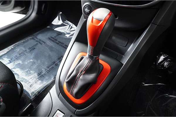 2015 Renault CLIO R.S. 200 SPORT X98