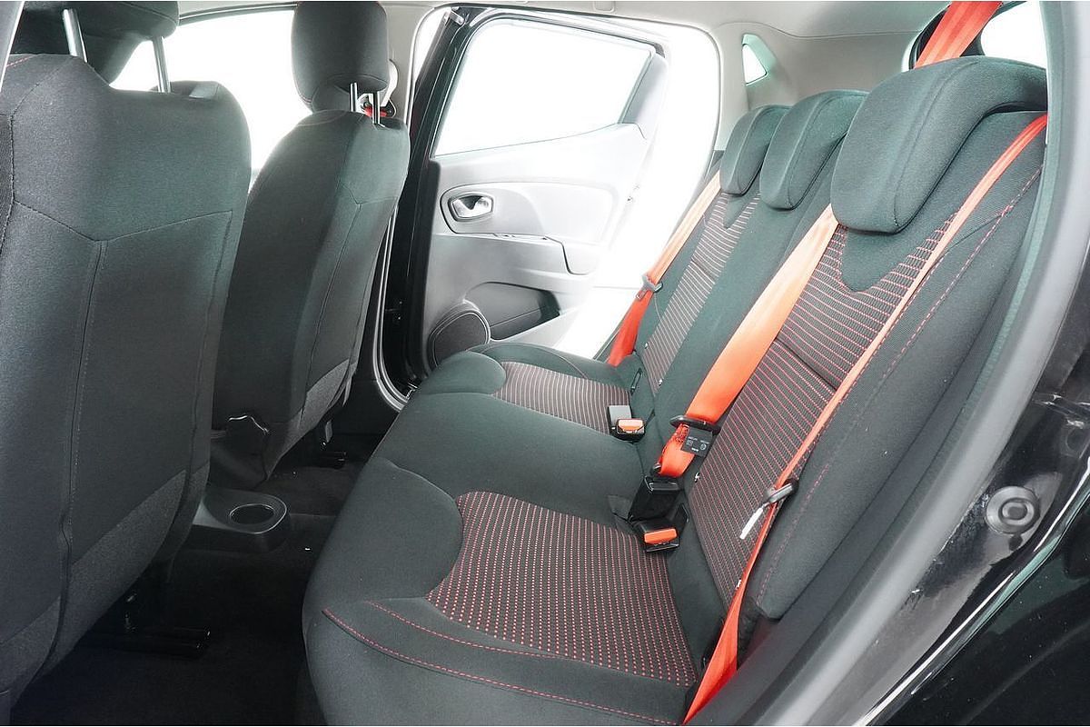 2015 Renault CLIO R.S. 200 SPORT X98