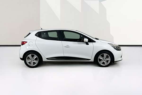 2017 Renault Clio EXPRESSION X98