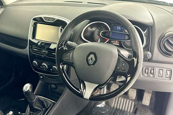 2017 Renault Clio EXPRESSION X98