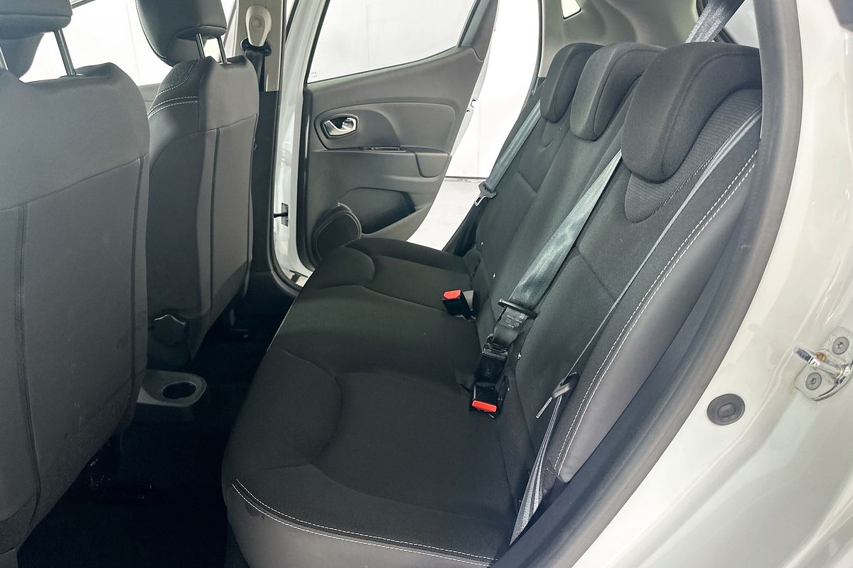 2017 Renault Clio EXPRESSION X98