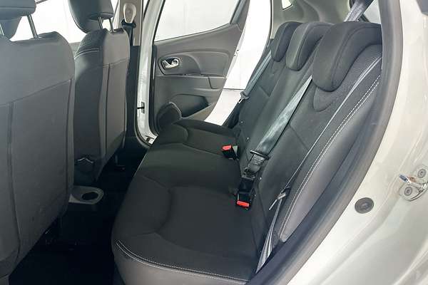 2017 Renault Clio EXPRESSION X98