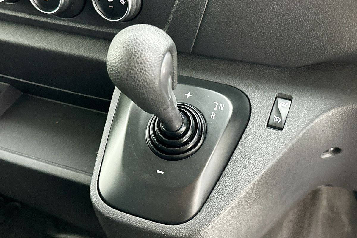 2020 Renault MASTER PRO LWB FWD (110KW) L3H2 X62 PHASE 2 MY20 LWB Mid Roof