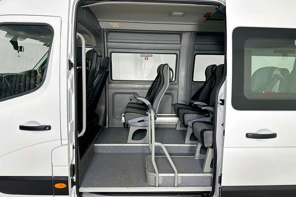 2019 Renault MASTER LWB MID WINDOW X62 MY17 LWB Mid Roof