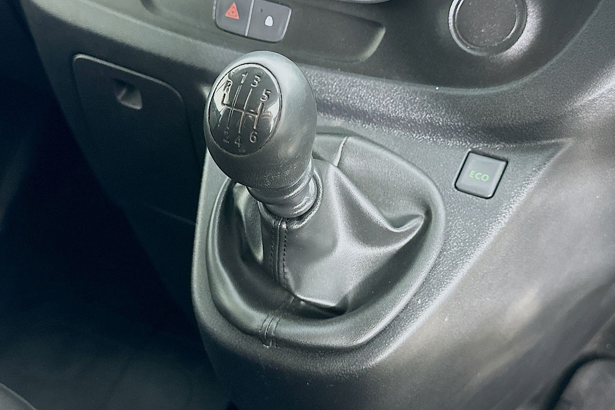 2017 Renault TRAFIC SWB X82 MY17 Front Wheel Drive SWB