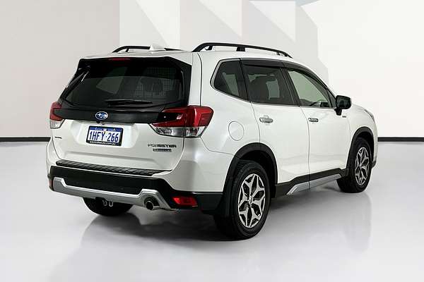 2021 Subaru FORESTER HYBRID L (AWD) MY21
