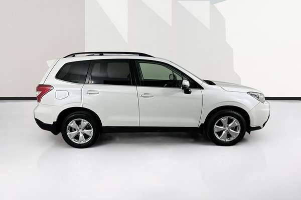 2015 Subaru Forester 2.5i-L S4